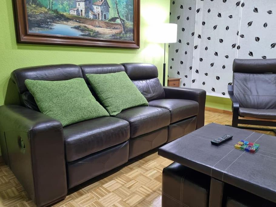 126B Apto Playa - 3 Habitaciones 기욘 외부 사진