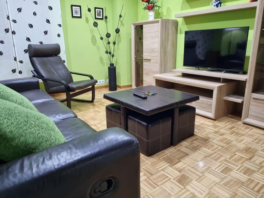 126B Apto Playa - 3 Habitaciones 기욘 외부 사진